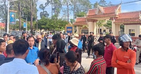 ខេត្ត ក្រចេះ .